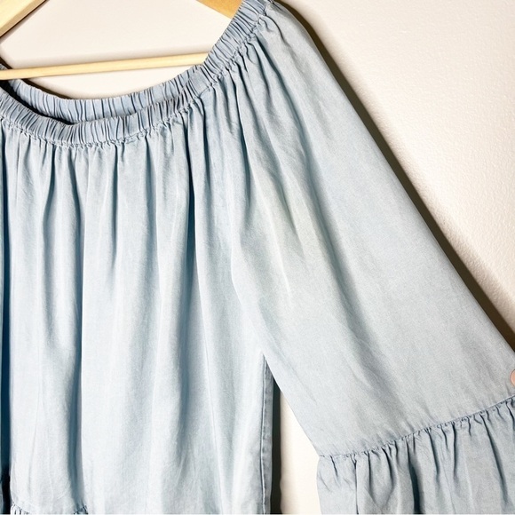 Jane and Delancey Chambray Off Shoulder Ruffle Blouse Sz M - Picture 4 of 6